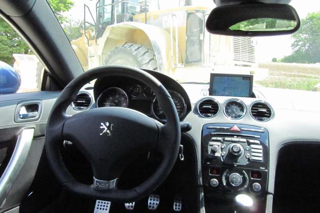 Interieur_Peugeot-RCZ-HDi_27