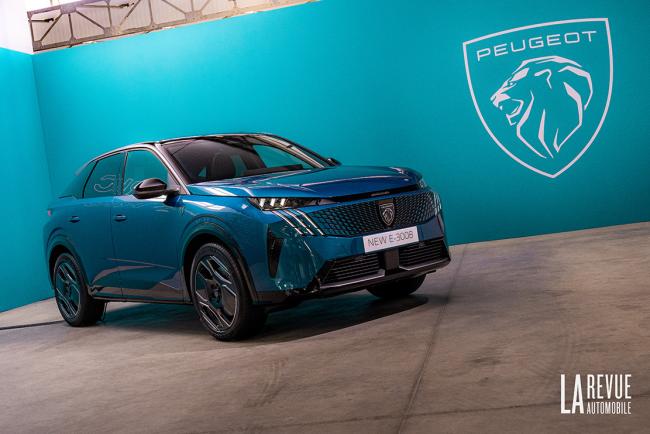 Exterieur_reveal-nouveau-peugeot-3008-iii-a-sochaux_18