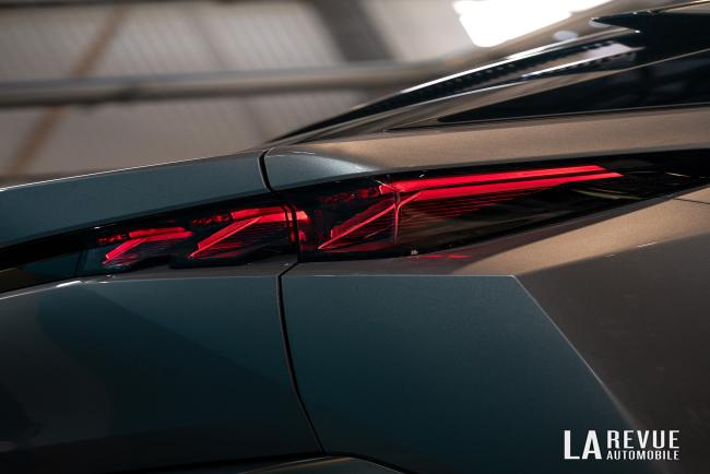 Exterieur_reveal-nouveau-peugeot-3008-iii-a-sochaux_32