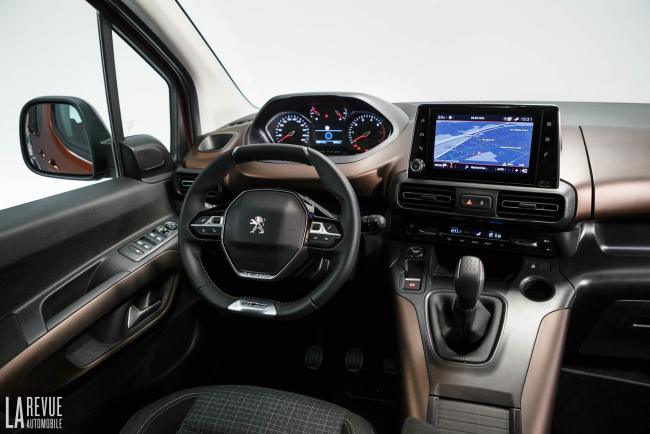 Interieur_Peugeot-Rifter_23