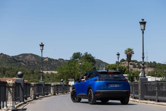 Exterieur_peugeot-e-2008-2023-essai_3