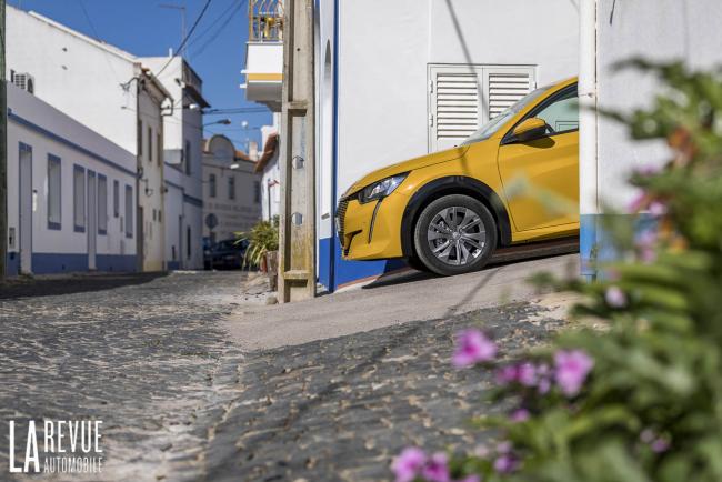 Essai Peugeot e-208 : Le Lion est-il en retard sur l'électrique ?