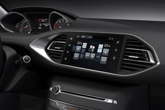 Interieur_Peugeot-nouvelle-308_25