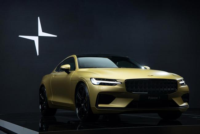 Exterieur_polestar-1-gold-edition_0