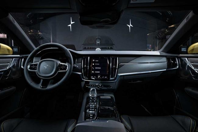Interieur_polestar-1-gold-edition_2