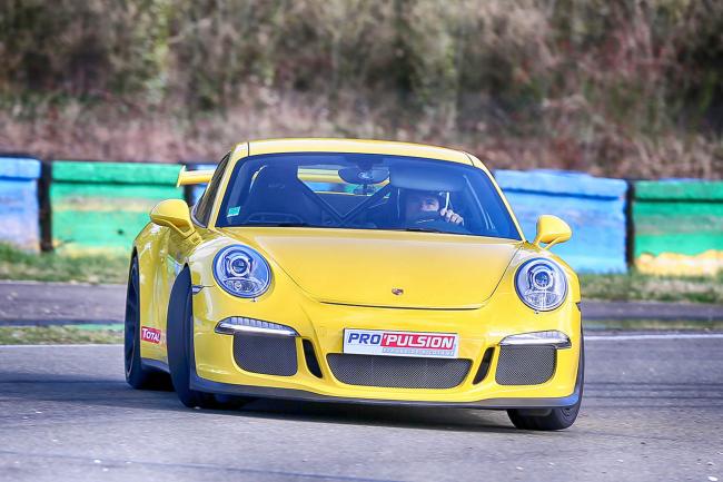 Exterieur_Porsche-911-GT3-2014_3