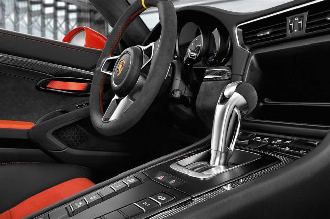 Interieur_Porsche-911-GT3-RS_18