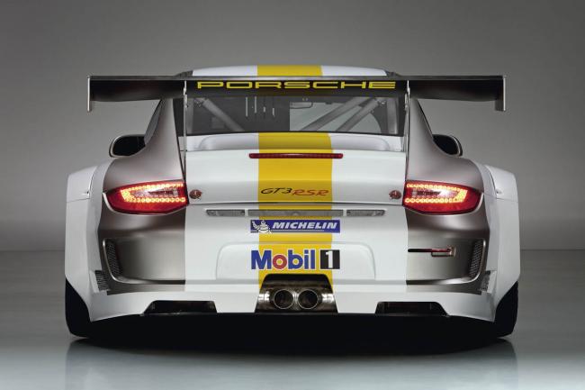 Exterieur_Porsche-911-GT3-RSR_1