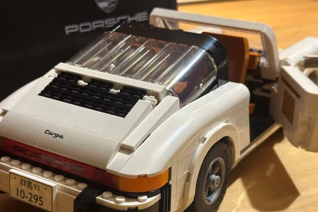 Porsche 911 Lego : un rêve de gosse devenu réalité
