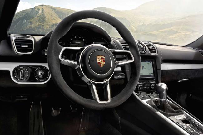 Interieur_Porsche-Boxster-Spyder-2015_20