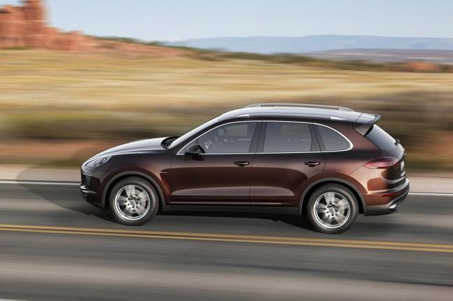 Exterieur_Porsche-Cayenne-2015_1