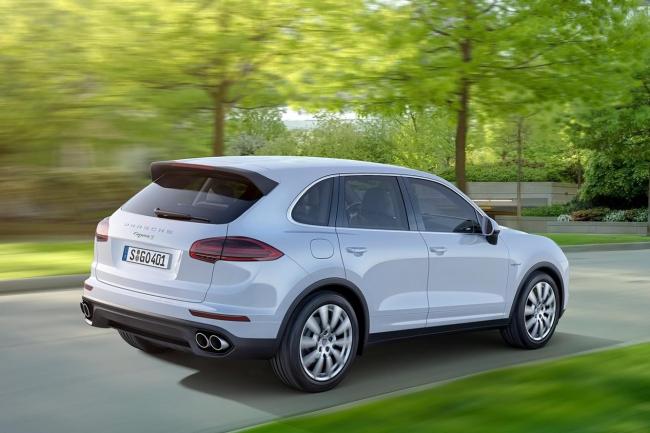 Exterieur_Porsche-Cayenne-2015_3