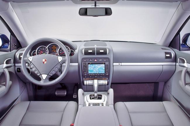Interieur_Porsche-Cayenne_43