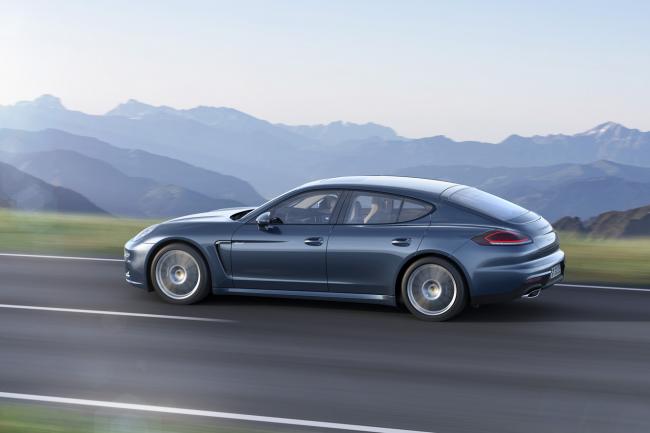 Exterieur_Porsche-Panamera-Diesel-2014_0