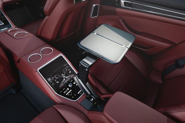 Interieur_Porsche-Panamera-Executive_9