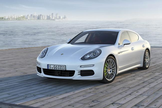 Exterieur_Porsche-Panamera-S-E-Hybrid_5