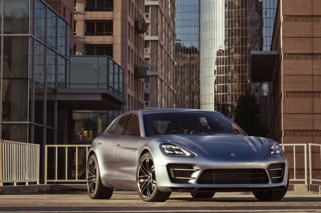 Exterieur_Porsche-Panamera-Sport-Turismo_14