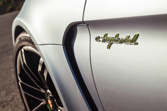 Exterieur_Porsche-Panamera-Sport-Turismo_1