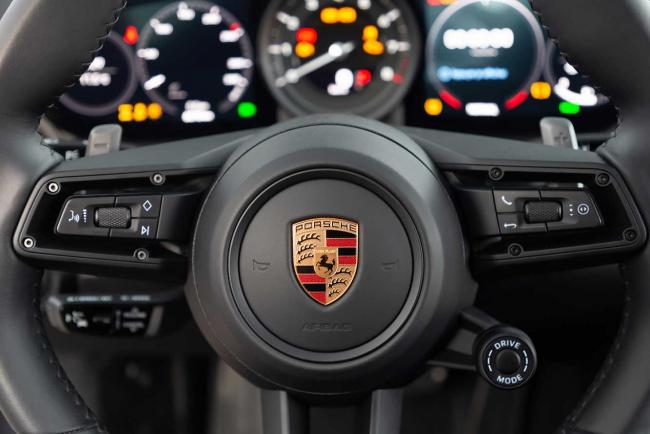 Porsche 911 : plus de talon-pointe avec la boîte manuelle à 7 vitesses
