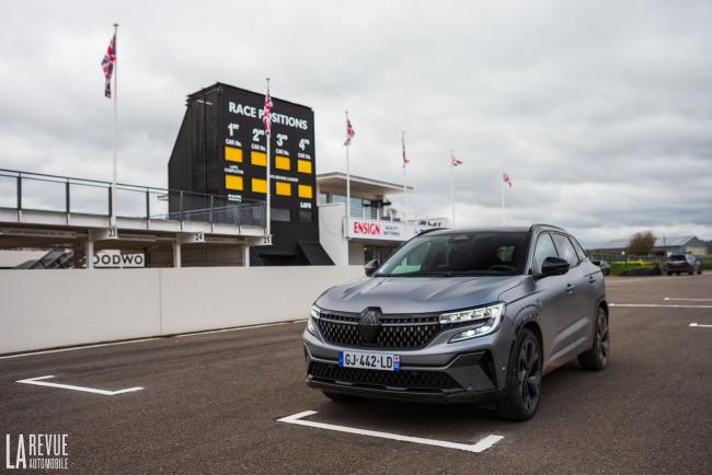 Exterieur_renault-austral-e-tech-road-trip-en-angleterre_23