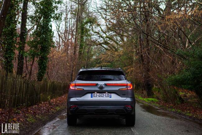 Exterieur_renault-austral-e-tech-road-trip-en-angleterre_5