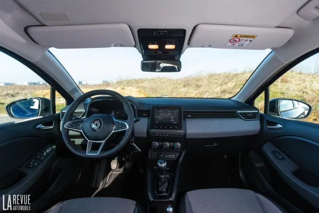 Essai Clio dCi 100 : C'est quoi ce délire avec Dacia Sandero ?