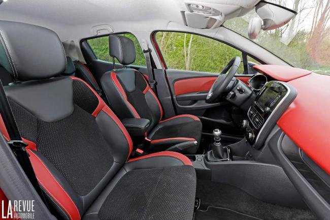 Interieur_Renault-Clio-4-TCe-120_26