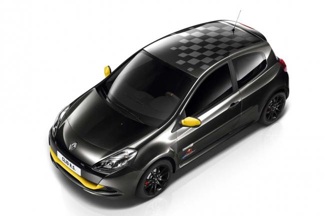 Exterieur_Renault-Clio-RS-Red-Bull-Racing-RB7_3