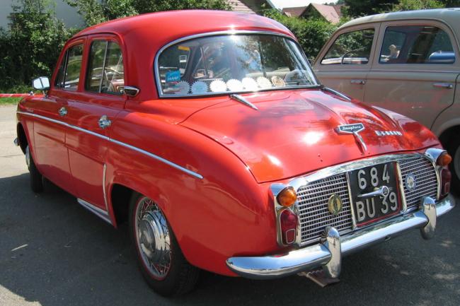 Exterieur_Renault-Dauphine_0