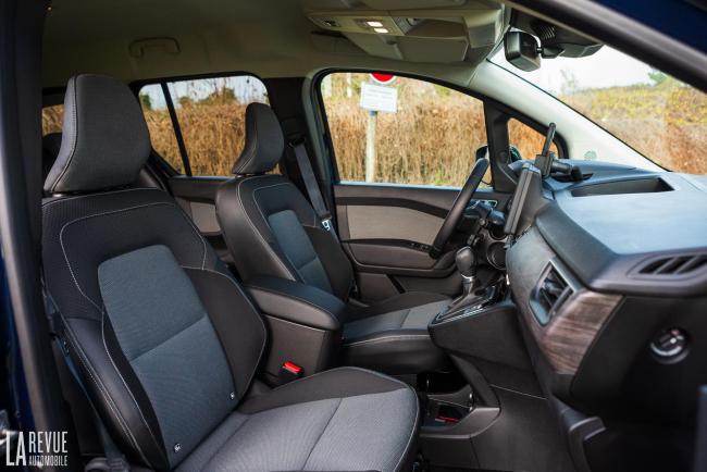 Interieur_renault-kangoo-e-tech-essai_1