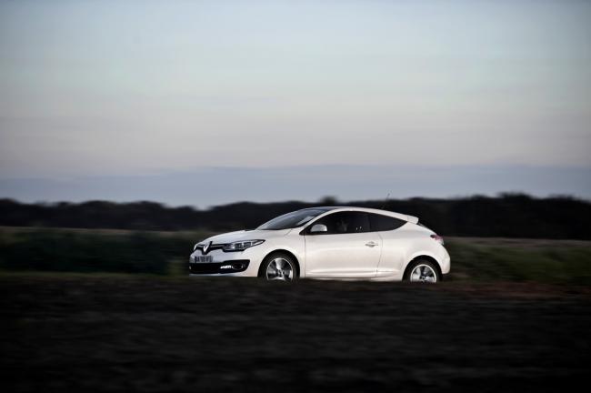 Exterieur_Renault-Megane-2014_1