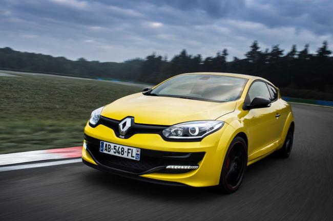 Exterieur_Renault-Megane-2014_21