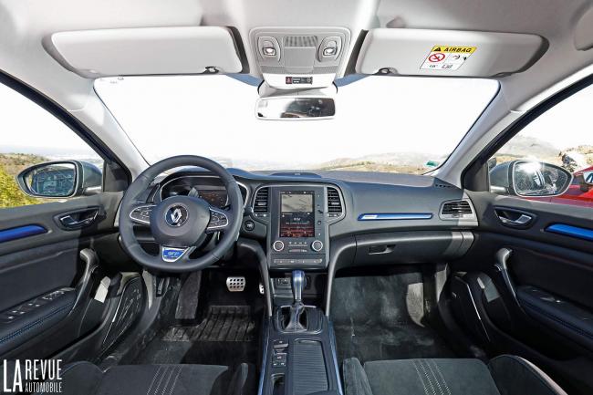 Interieur_Renault-Megane-GT-dCi_15