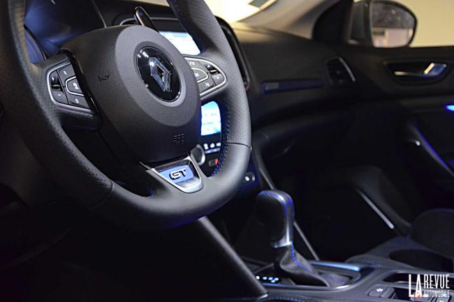 Interieur_Renault-Megane-GT-dCi_18