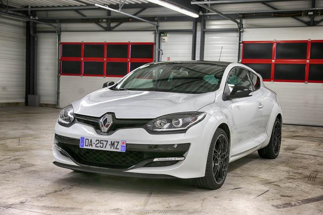 Exterieur_Renault-Megane-RS-265-2014_0