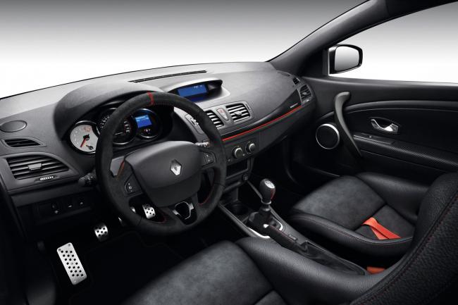 Interieur_Renault-Megane-RS-275-Trophy-R_21