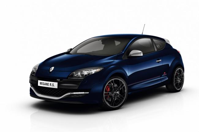 Exterieur_Renault-Megane-RS-Red-Bull-Racing-RB8_2