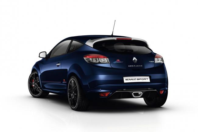 Exterieur_Renault-Megane-RS-Red-Bull-Racing-RB8_0