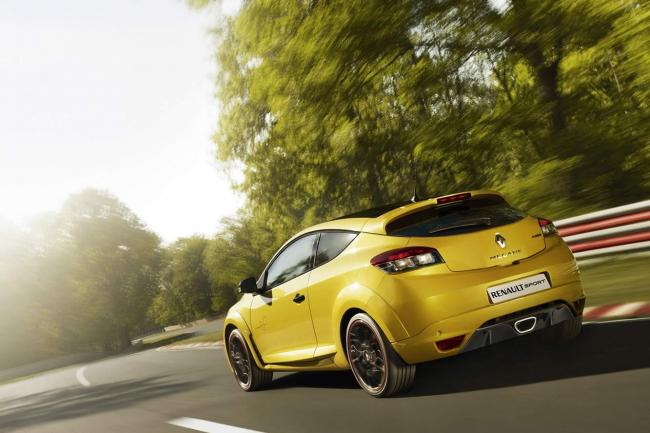 Exterieur_Renault-Megane-RS-Trophy-2012_4