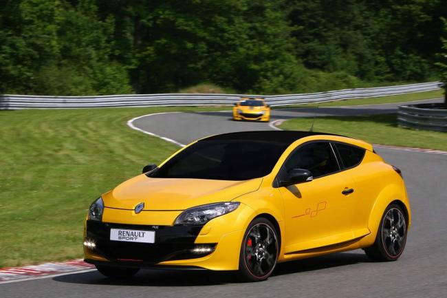 Exterieur_Renault-Megane-RS-Trophy-2012_1