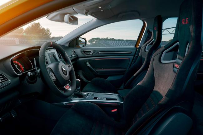 Interieur_Renault-Megane-RS-Trophy_21