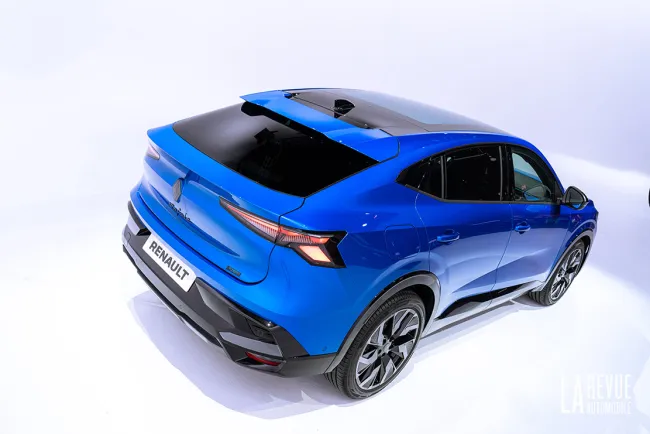 Renault Rafale E-Tech 4x4 300 : le nouveau haut de gamme du Losange !