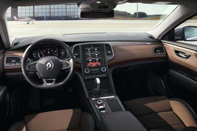 Interieur_Renault-Talisman-2015_18