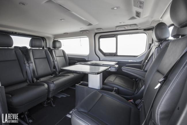 Interieur_Renault-Trafic-SpaceClass_19