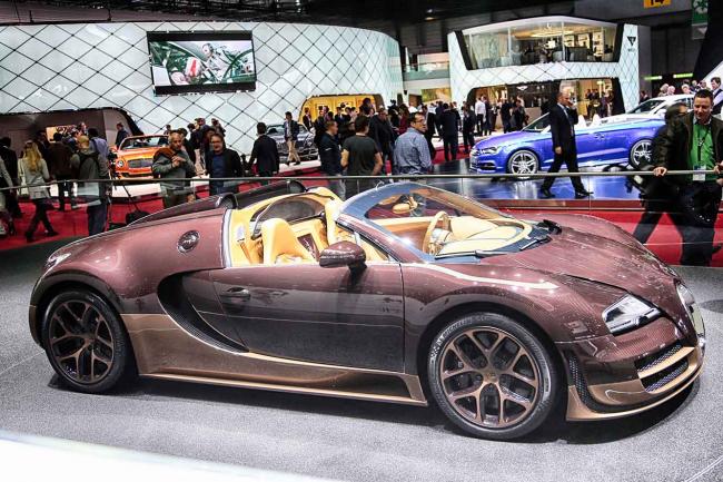 Exterieur_Salons-Bugatti-Geneve-2014_1