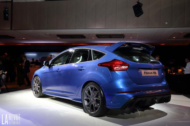 Exterieur_Salons-Ford-Focus-RS_1