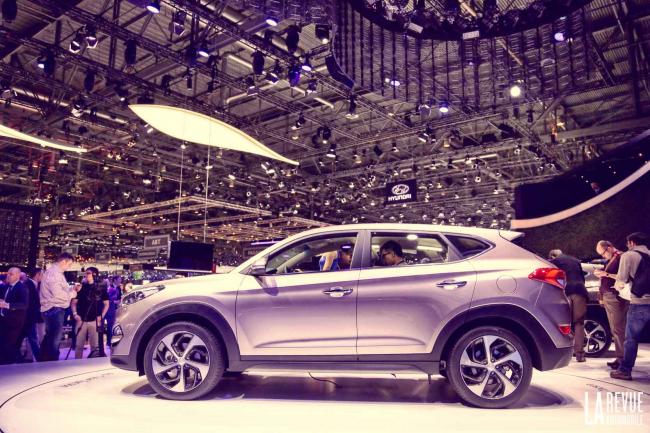 Exterieur_Salons-Hyundai-Tucson-Geneve-2015_1