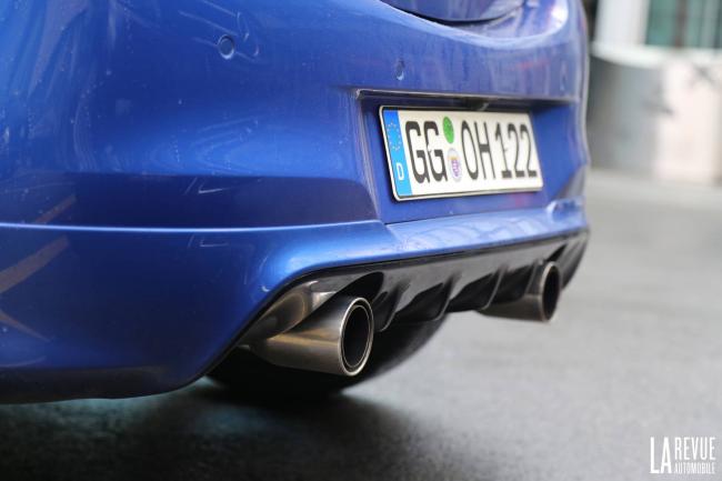 Exterieur_Salons-Opel-Corsa-OPC-Geneve-2015_5