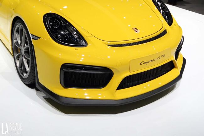 Exterieur_Salons-Porsche-Cayman-GT4_7