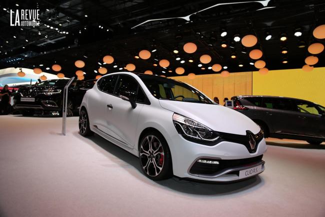 Exterieur_Salons-Renault-Clio-RS-Trophy_1